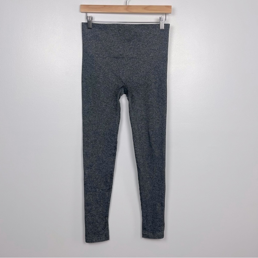 Spanx charcoal gray speckled seamless shaper leggings, medium.